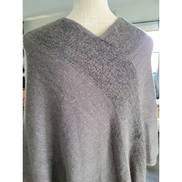 Ace Fashion Poncho Pullover Women's Sweater - Picture 3 of 7